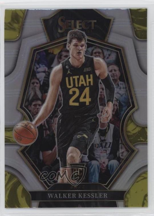 2022-23 Panini Select Premier Level Silver Prizm Walker Kessler #187 5y7