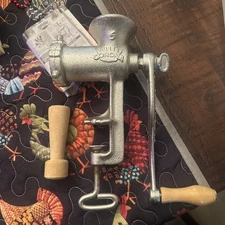 Vintage Corona No.5 Manual Meat Grinder HandCrank Cast Iron Columbian Never Used