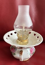 Alte Miniature Porzellankörper Petroleumlampe, Fingerlampe H 17 cm D 11 cm