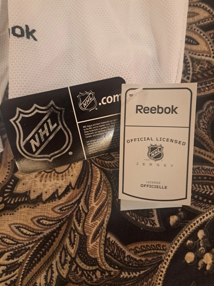 Camiseta firmada por el equipo de los Tiburones de San José 2013-14 Patrick Marleau Joe Thonton certificado de autenticidad SJ Foto 3 de 4