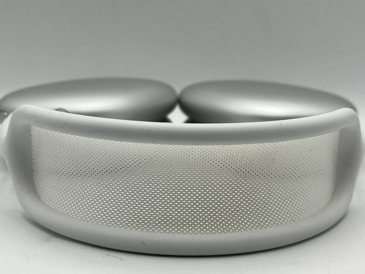 Apple AirPods Max A2096 MGYJ3AM/A Over-Ear Headphones w Apple AirPods Max A2096 MGYJ3AM/A Over-Ear Headphones w