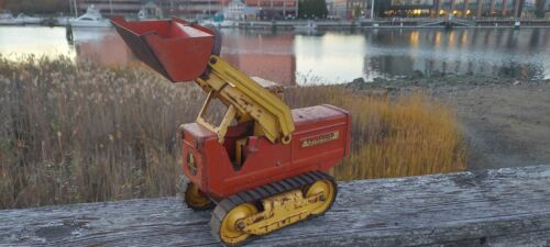 Nylint #3100 Red Pressed Steel Hough Payloader Front End Loader Tractor Toy - Picture 5 of 9