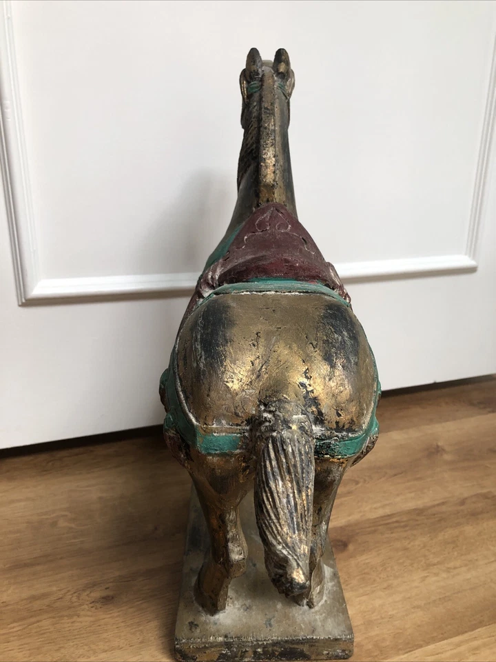 Caballo Tang chino tallado en madera Foto 4 de 4