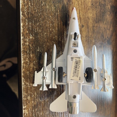 Diecast Metal Pullbacks F-16 Fighting Falcon® Thunderbirds apx 6 inches long - Picture 3 of 3