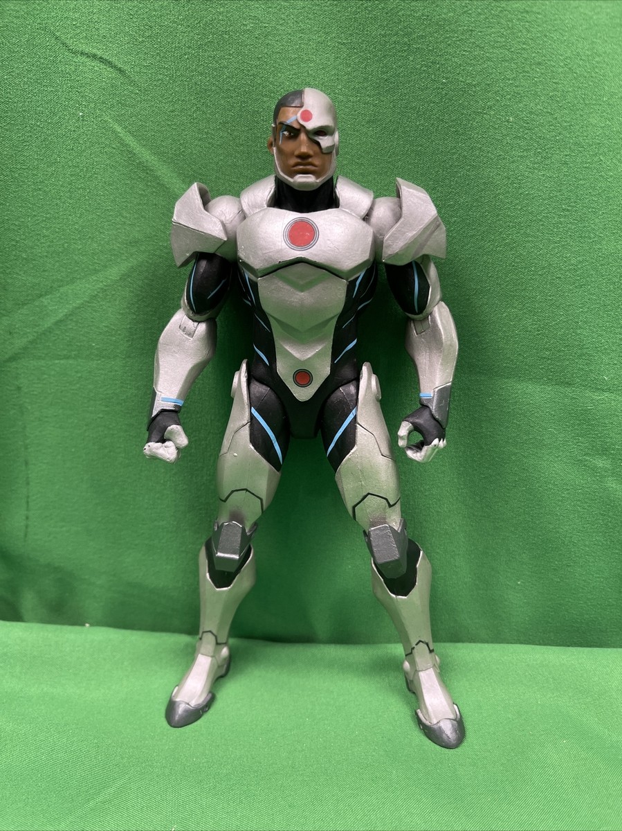 DC Collectibles Justice League War Animated Cyborg Figure DC