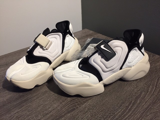 nike air aqua rift summit white