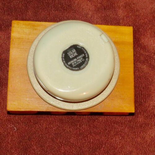 Mac Solar Riche Bronzing Powder Bronzer Surf Baby Powder Collection RARE DISC - Picture 3 of 3