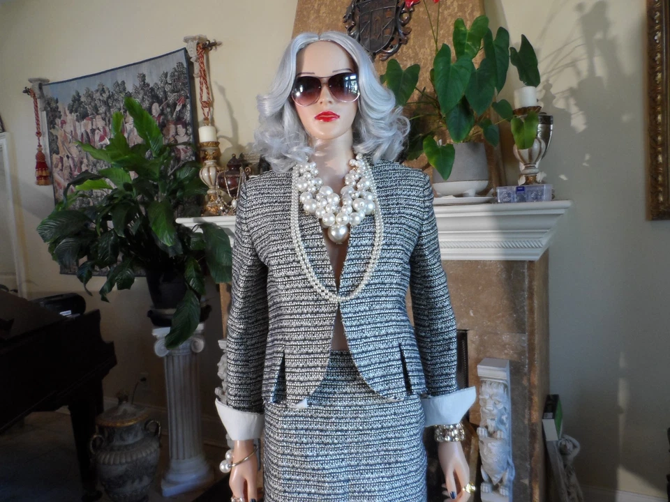 Balenciaga Париж черный/слоновой кости Твидовая юбка костюм w/сырые края отделки детали размер 40-8 - Изображение 4 из 4