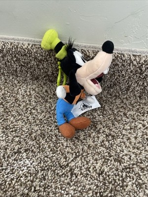 Disney Park Goofy Backpack Clip