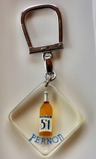 PORTE CLES BOURBON  PERNOD BOUTEILLE PASTIS 51 AVEC SA BULLE   BON ETAT