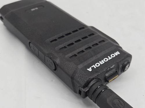 Motorola SL300 UHF 99 Channel Display Radio -AAH88QCP9JA2AN - Photo 5/12