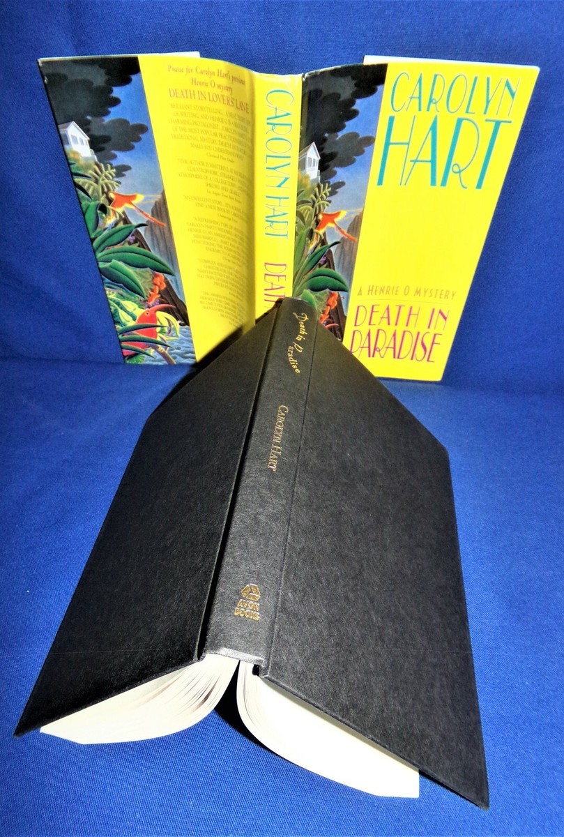 Death In Paradise: A Henrie O Mystery: : Hart, Carolyn G