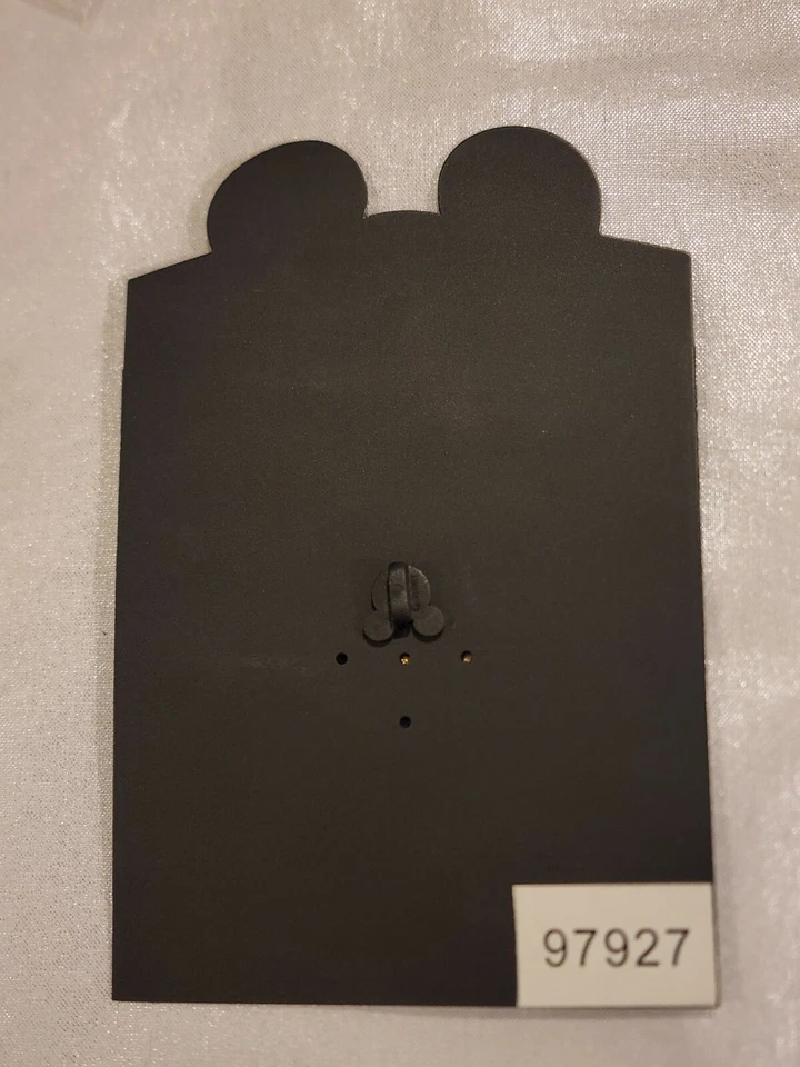 Disney Pin 52343 Jessica Rabbit & Roger Rabbit Kiss Collection LE Pin 2007 (20O) - Image 2 of 2