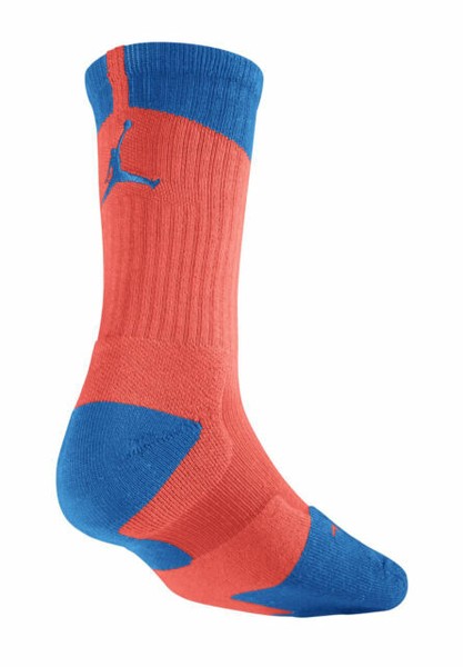 blue jordan socks