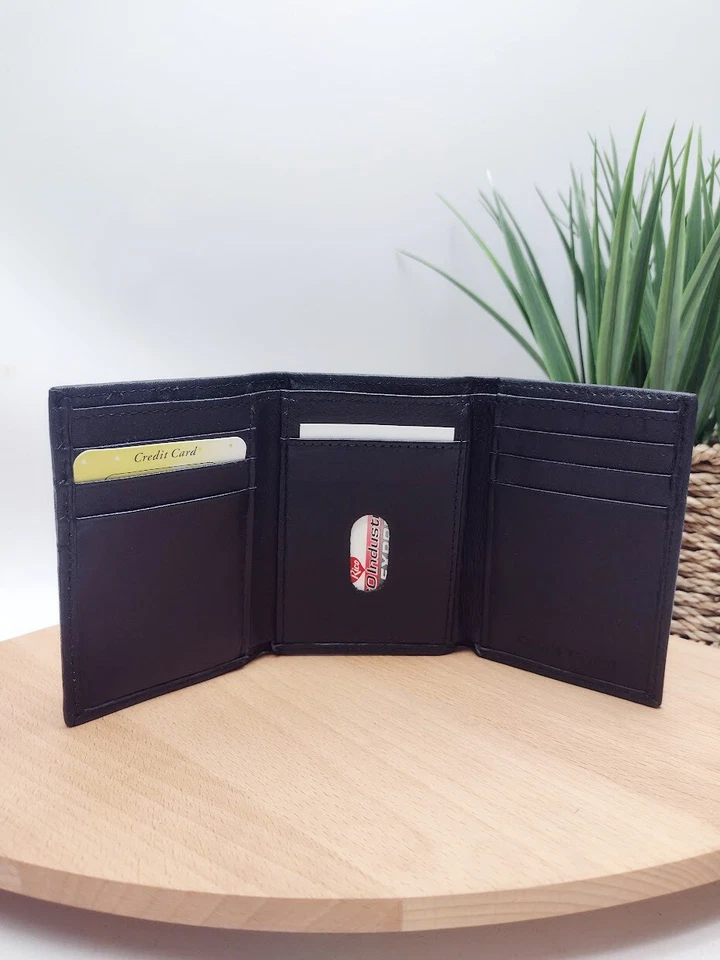 Detroit Tigers Men's Black Wallet - MLB Trifold Embroidered Wallet - Image 2 of 3