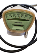 ukscooters LAMBRETTA SPEEDO 0-70M GREEN WITH CABLE GP LI SX ITALIAN THREAD BULB
