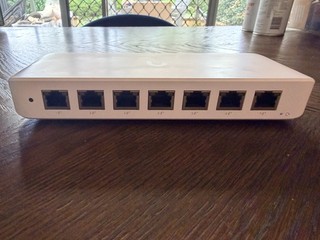 Unifi Ubiquiti USW Ultra Switch