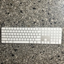 Apple Magic Keyboard with Touch ID and Numeric Keypad A2520 White (Lightning)