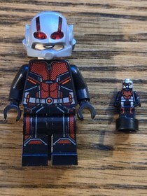 LEGO Marvel Super Heroes Ant-Man Upgraded Suit
