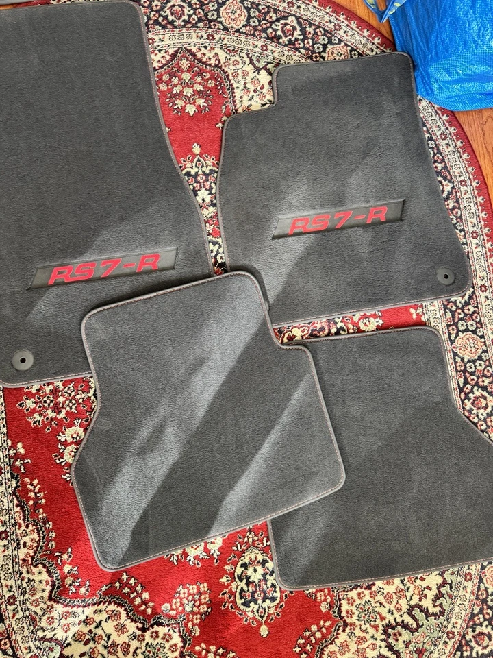 Alfombrillas originales audi rs 7 Foto 3 de 4