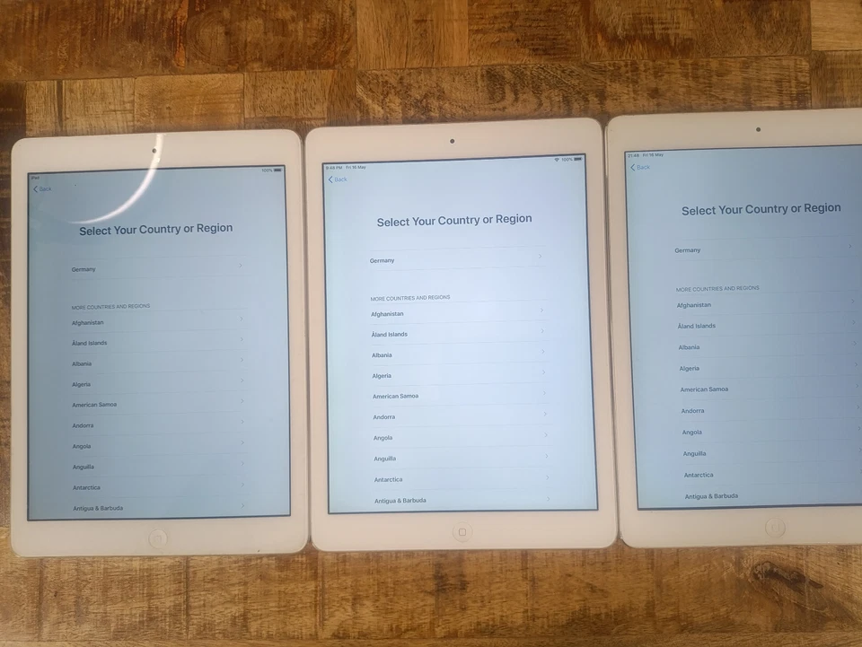 Lot of 3 Apple iPad Air (1st Generation) A1474 16 GB, Wi-Fi, 9.7 in - Space Gray - Image 4 of 4