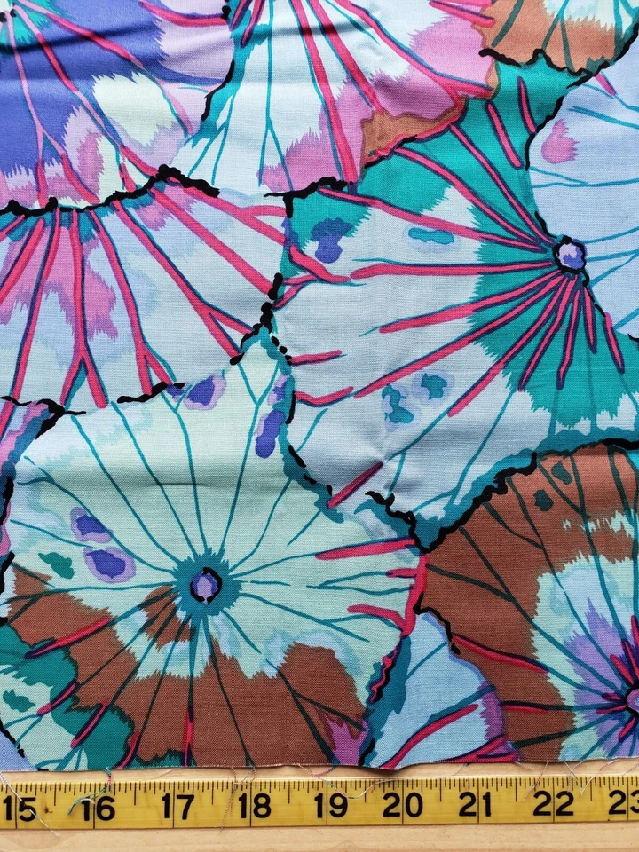 Ткань Kaffe Fassett Rowan Westminster лист лотоса синий оригинальный выпуск 15 дюймов x 44 дюйма - Изображение 3 из 4