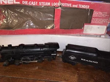 Lionel Die-Cast Steam Locomotive and Tender with box