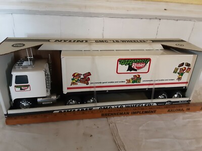 Vintage Nylint Steel 21 Inch Long 18-Wheeler Keebler Semi NIB | eBay