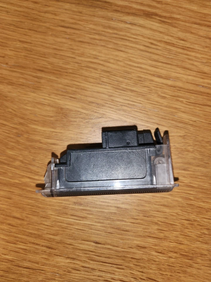 7700771935 light and bulb for RENAULT MEGANE II SCENIC II 2003 -2012 - Image 3 of 4