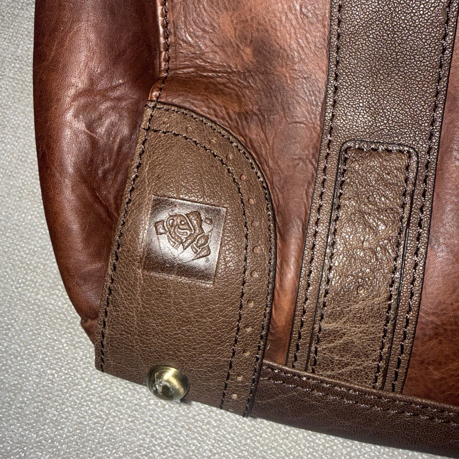 Wine Enthusiast 3-Bottle Brown Two-Toned Leather Wine Tote Bag Backpack