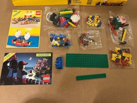 LEGO Castle: Knight's Challenge (6060) - Open Box Sealed Bags New