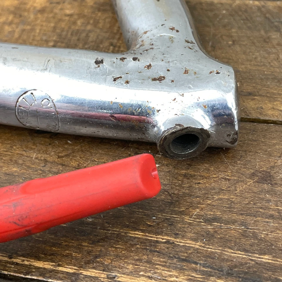 Estampilla vintage Cinelli vástago de acero Milano PIEZAS pista carrera cuello ovalada Italia eroica Foto 3 de 4