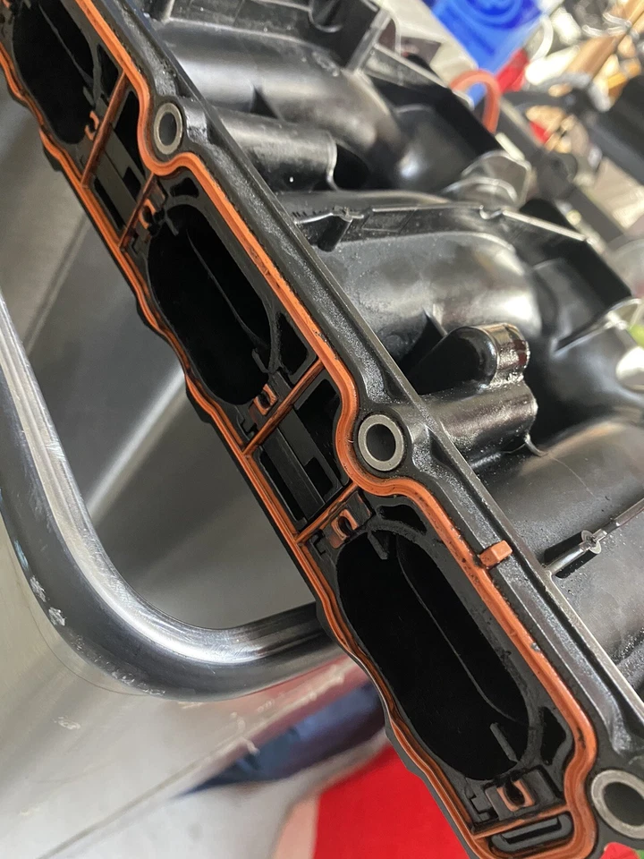 2009 2018 VOLKSWAGEN TIGUAN 2.0L INTAKE MANIFOLD ASSY OEM+ - Image 4 of 4