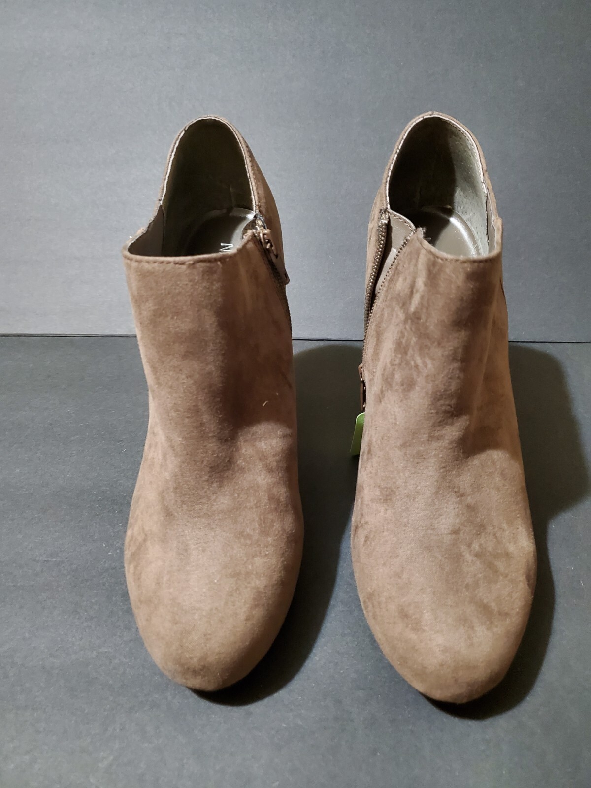 Nine West Size 10 Taupe Suede Platform Boots