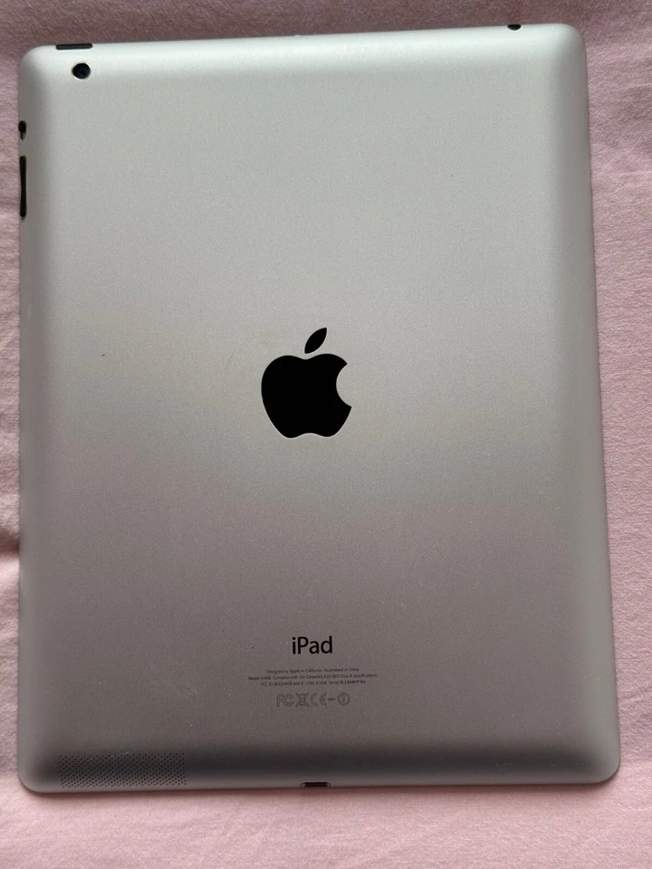 Apple iPad 2 16GB, WLAN, 24,64 cm, (9,7 Zoll) - Weiß - Bild 2 von 4