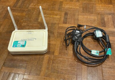 Sonicwall TZ 105W Wireless-N Model APL22-09C inklusive Netzteil