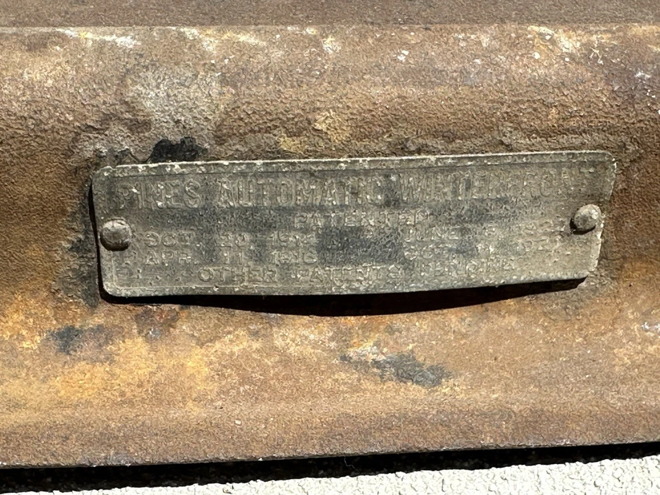 De colección 1920’s 1930’s WILYS KNIGHT Invierno Radiador Parrilla Obturador Cubierta Antiguo Foto 3 de 4