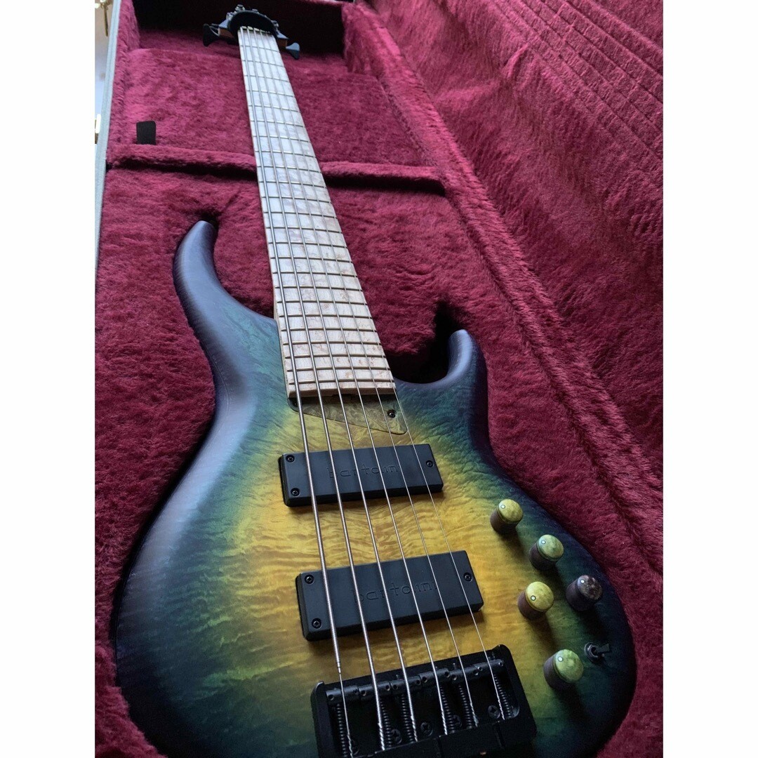 ✨再出品✨　MTD 635-24  6弦ベース Electric Bass Guitar MTD 635-24 6-String Good Condition
