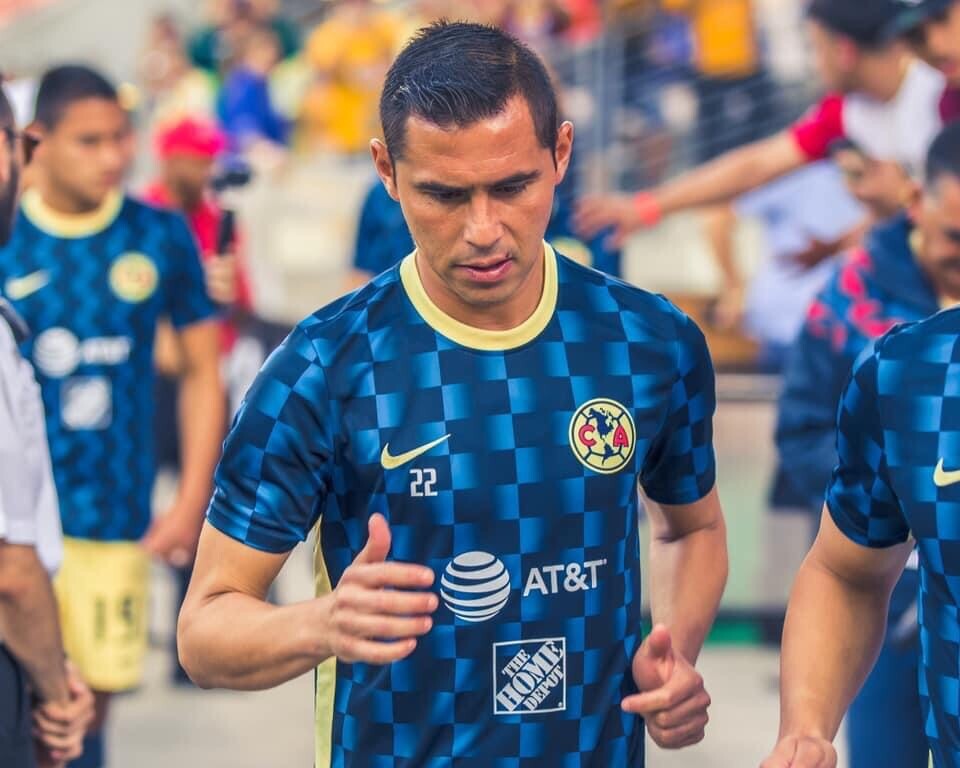 NIKE CLUB AMERICA TRAINING SOCCER JERSEY MEXICO CHIVAS PUMAS CRUZ