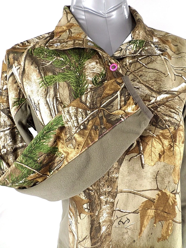 Ladies Fitted Camo Pullover 1/4 Snap, Soft & Quiet, Real Tree Xtra Polyester NWT - Image 2 of 4