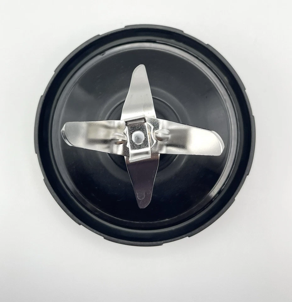 Ninja Nutri 24 盎司和 18 盎司搅拌杯、啜饮盖和刀片组件 — 第 3/4 张图片