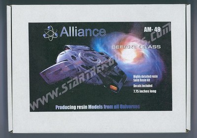 Star Trek: Deep Space Nine (DS9) U.S.S. DEFIANT Resin MODEL KIT 7¾'' Long BOXED!