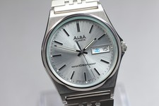 Vintage 1988 MINT New Batt Seiko Alba V743-8A10 KANJI Mens Watch From JAPAN