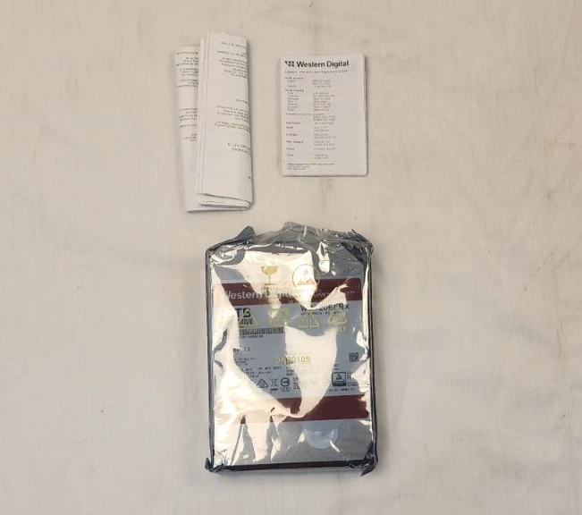 Western Digital Red Plus 12TB Internal NAS HDD SATA 6Gb/s CMR 7200RPM 2021 Model - Image 4 of 4