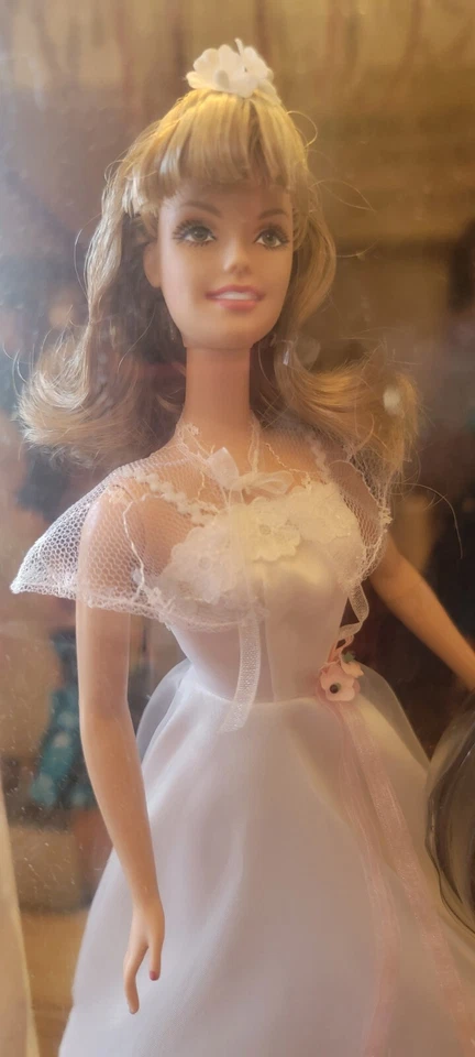 Boneca Barbie Grease Sandy 30 ANOS ANIVERSÁRIO - Imagem 2 de 4