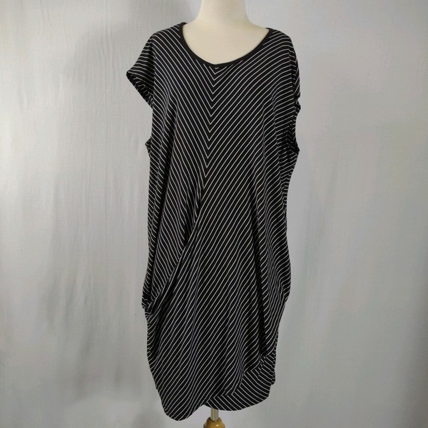 City Chic CCX Womens Size L Shift Dress Black White Striped Stretch Jersey Midi 