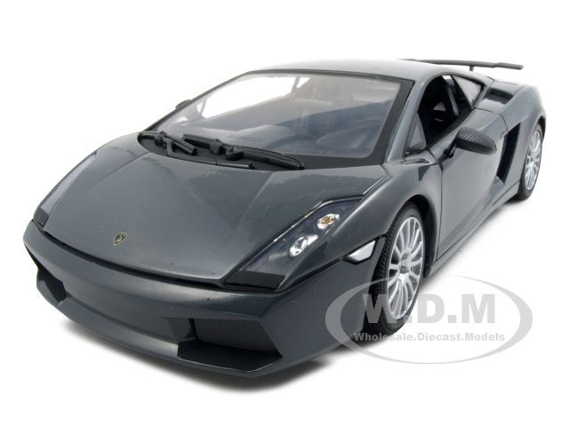 モーターマックス、1/18ランボルギーニガヤルドスーパーレジェーラ Lamborghini Gallardo Superleggera Grey 1/18 Diecast Model Car by
