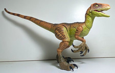 Jurassic World Amber Collection Velociraptor Echo