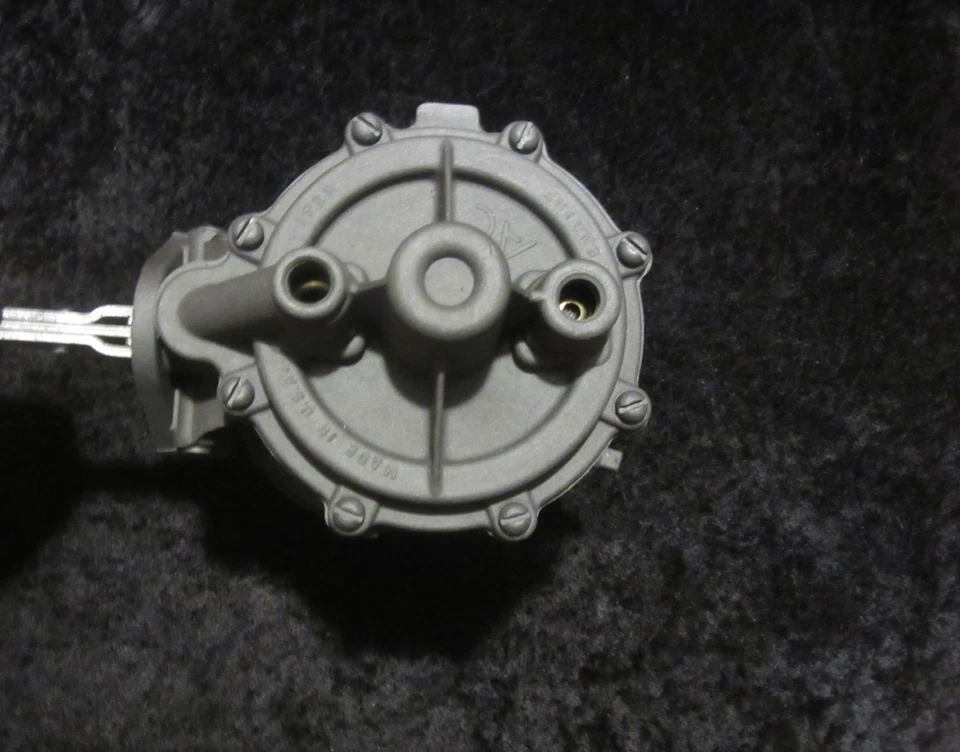 1955-1958 Oldsmobile New Completely Restored AC 4317 Fuel Pump W/Glass Fuel Bowl Foto 2 de 4