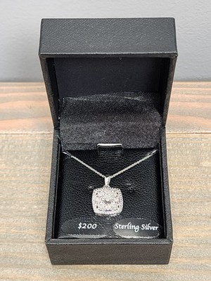 Brücke Diamant Sterlingsilber Diamant Kissen Cluster Halskette 1/10 ct. - Neu mit Etikett